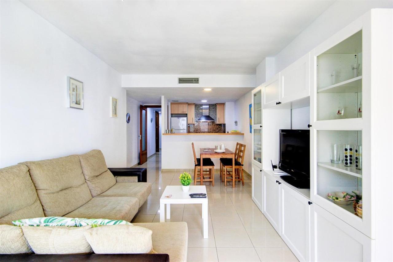 Mileni 2 2 1 1 Roses - Barneda Premium Apartment ภายนอก รูปภาพ