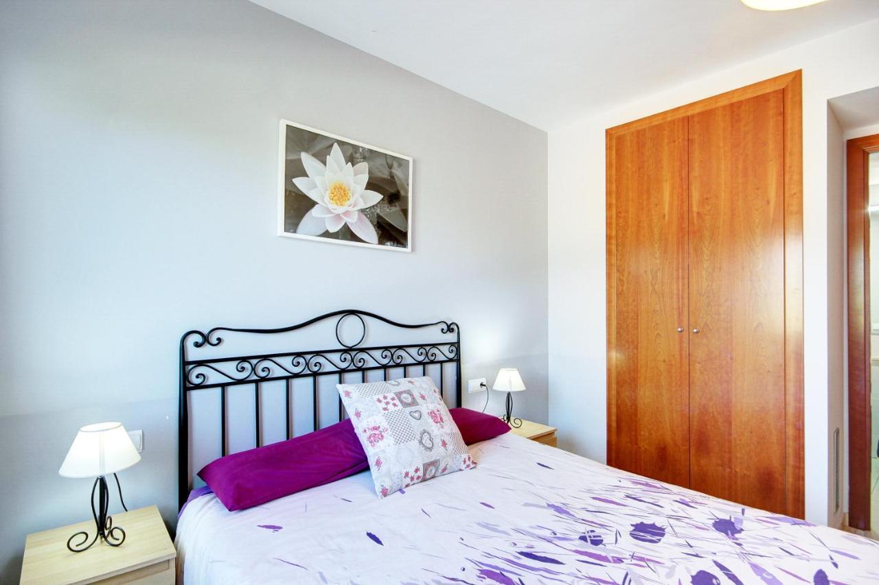 Mileni 2 2 1 1 Roses - Barneda Premium Apartment ภายนอก รูปภาพ