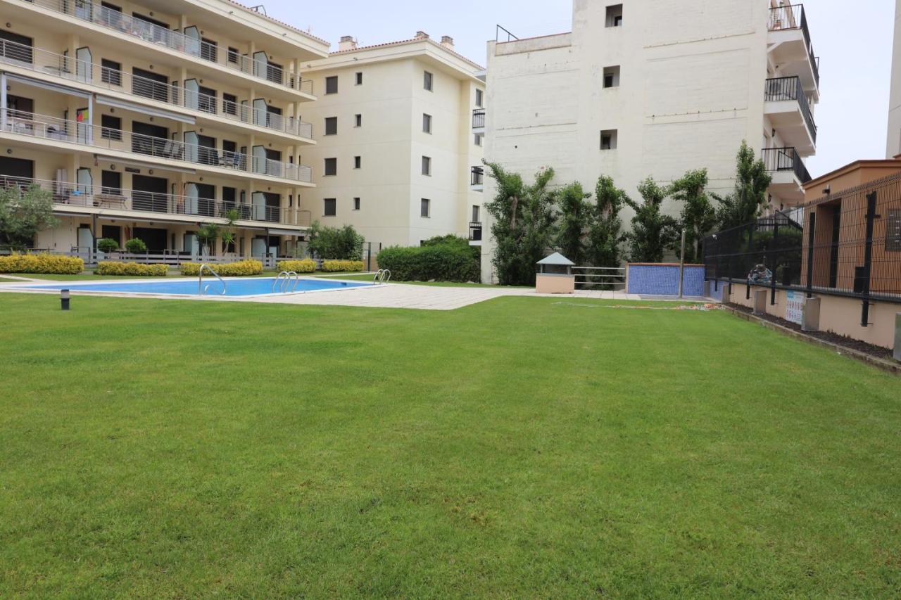 Mileni 2 2 1 1 Roses - Barneda Premium Apartment ภายนอก รูปภาพ